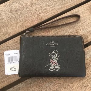 Coach x Disney Minnie Mouse Corner Zip Wristlet